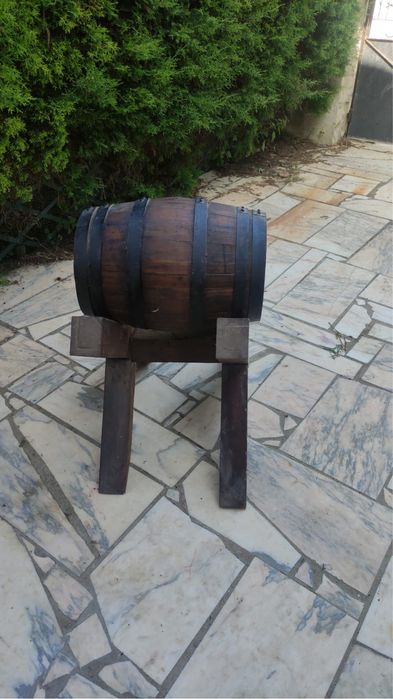 Barril com suporte