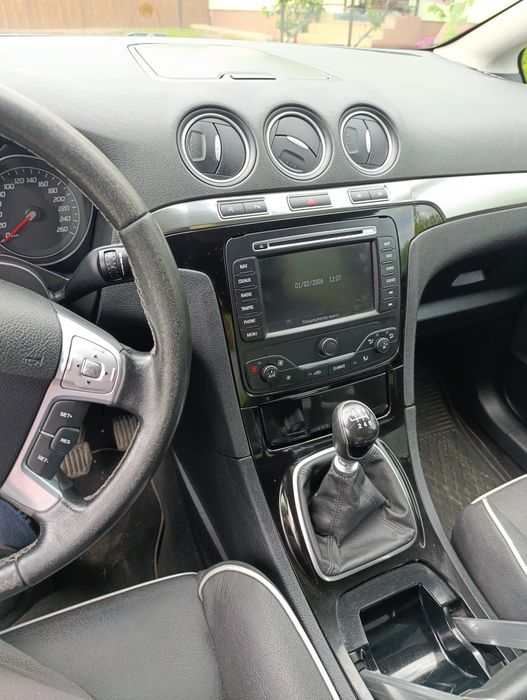 Ford s-max 2014 рік