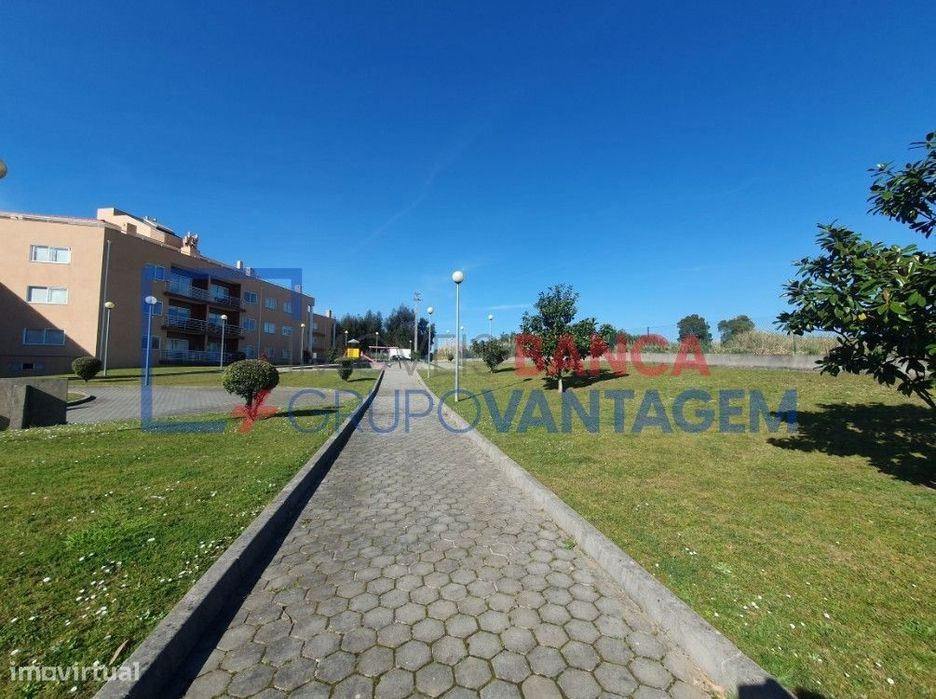 Apartamento T2 com varanda em Canelas, V.N.Gaia