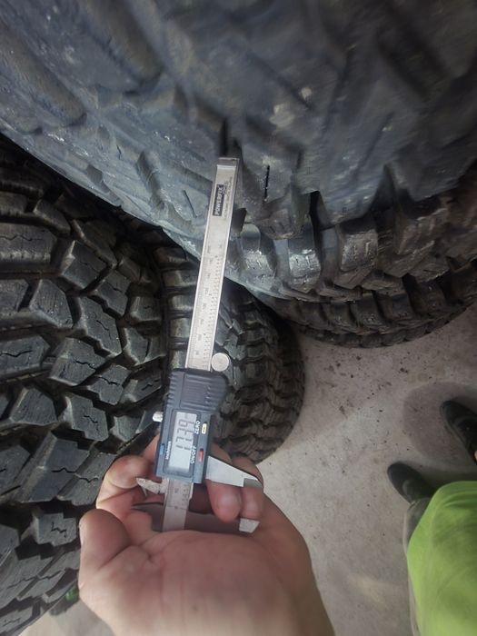 Maxxis competition 37 12.5 16 "LER ANUNCIO!!"