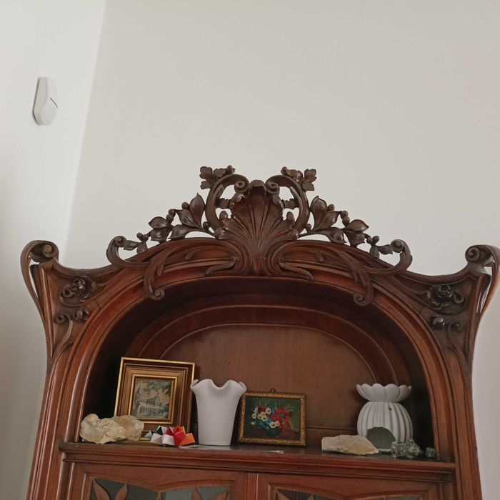 Kredens antyczny z nadstawką