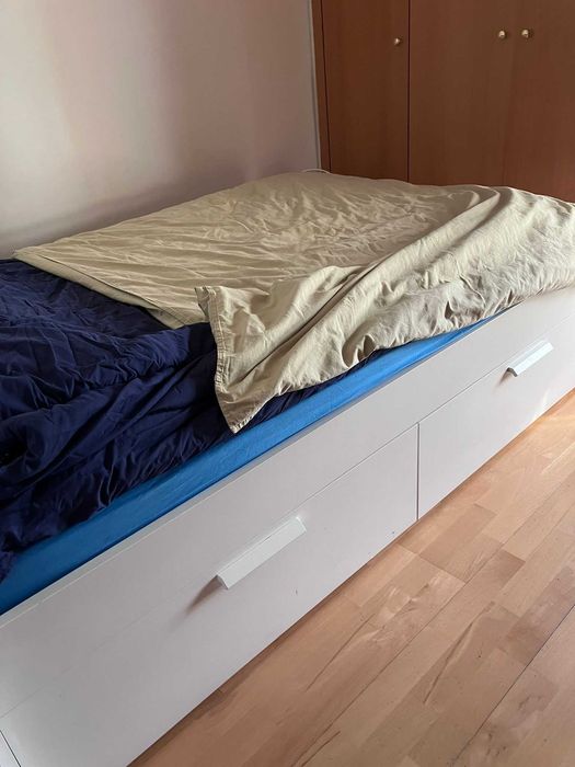 Cama IKEA BRIMNES 140 + Colchão HAFSLO (molas, extra firme)