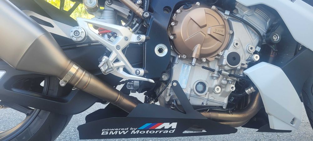 Bmw s 1000 r pack m