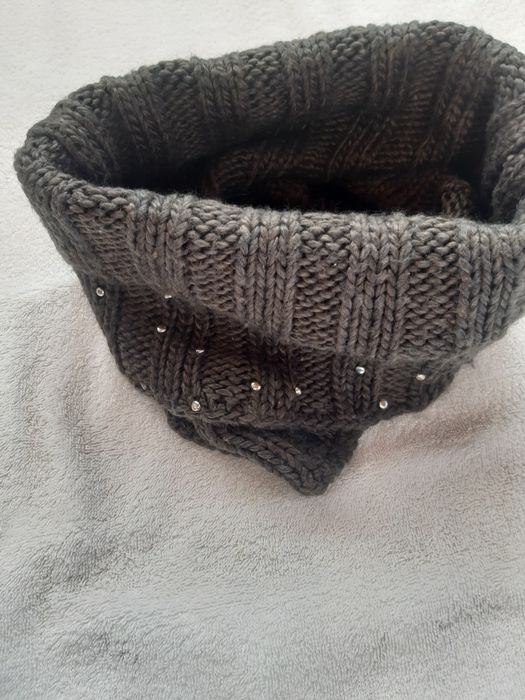 Komin khaki. Monnari