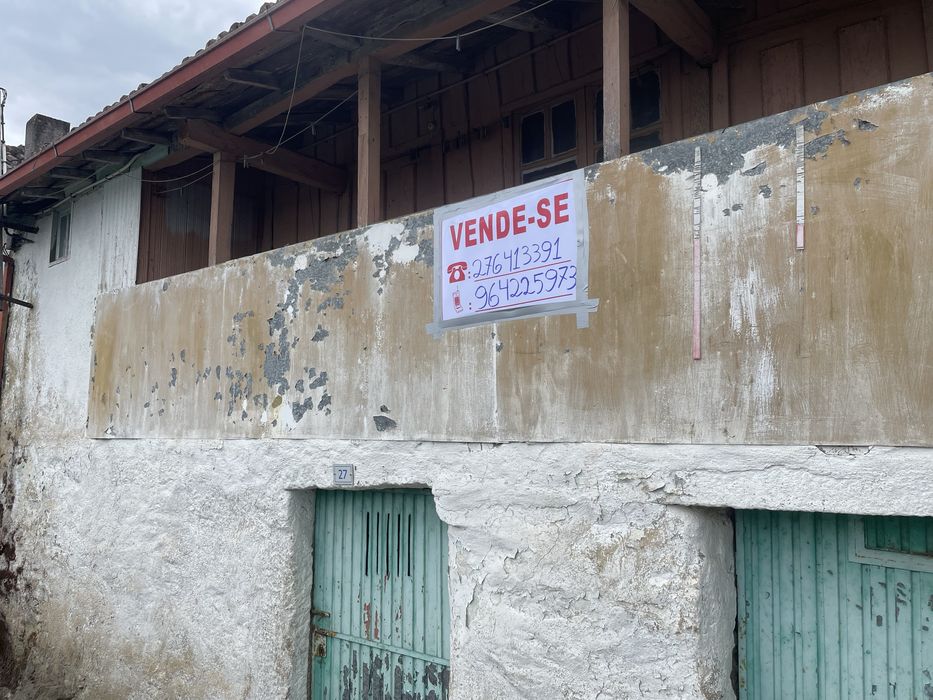 Casa em pinho boticas