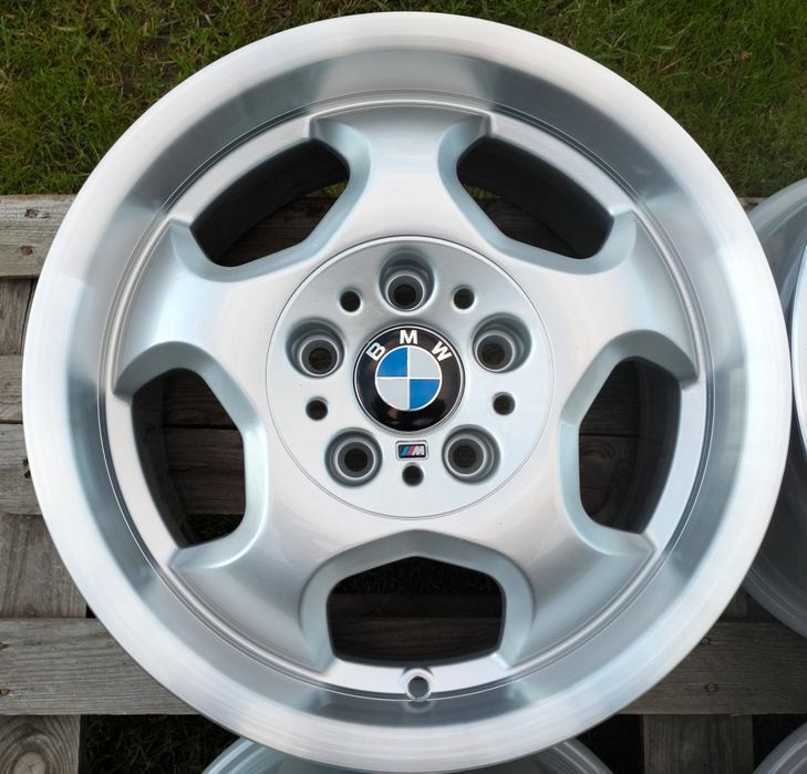 Felgi Oryginał BMW E36 E46 E90  7,5x16 ET35 5x120 M contour