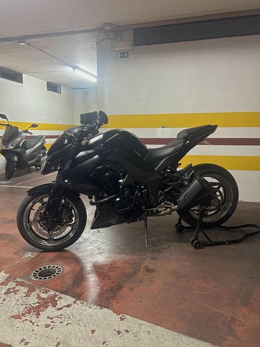 Kawasaki Z1000 ABS [Black Edition]