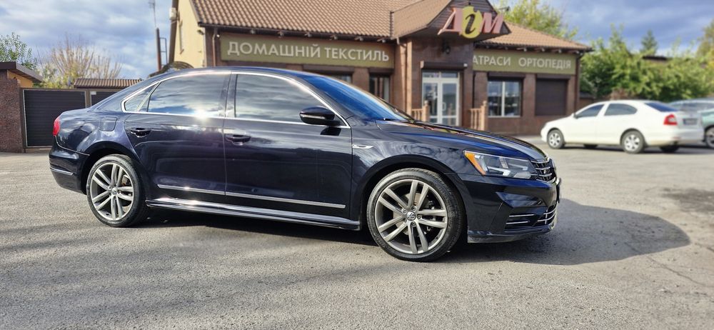 Passat R Line 1.8 avtomat