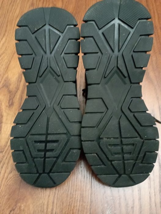 Кросівки чоловічі зимові