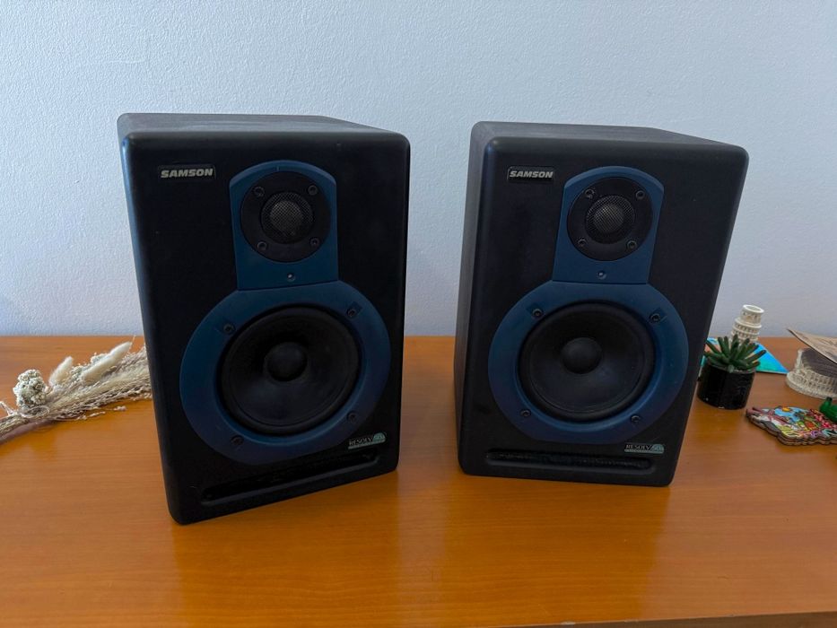 Monitores ativos Samson - Resolv50a