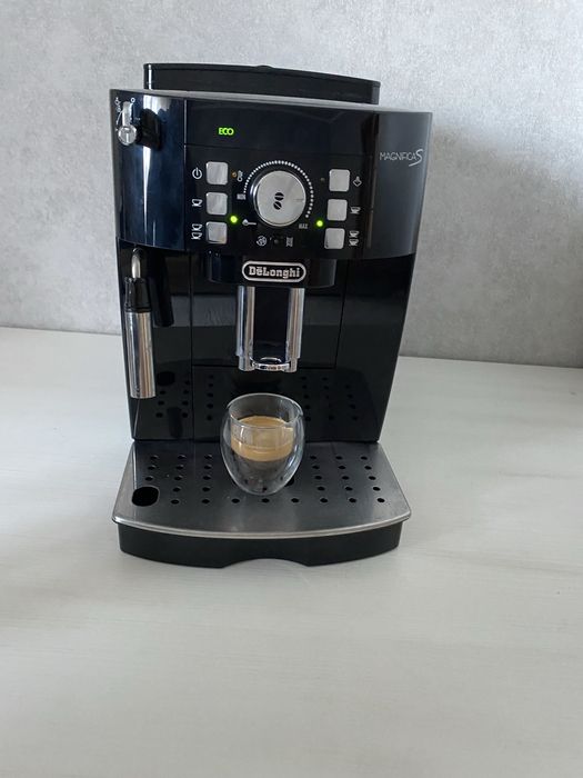 Кавомашина DeLonghi Magnifica S з Німеччини є Вибір