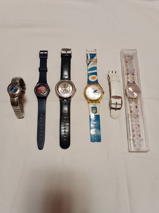 Часы наручные SWATCH.