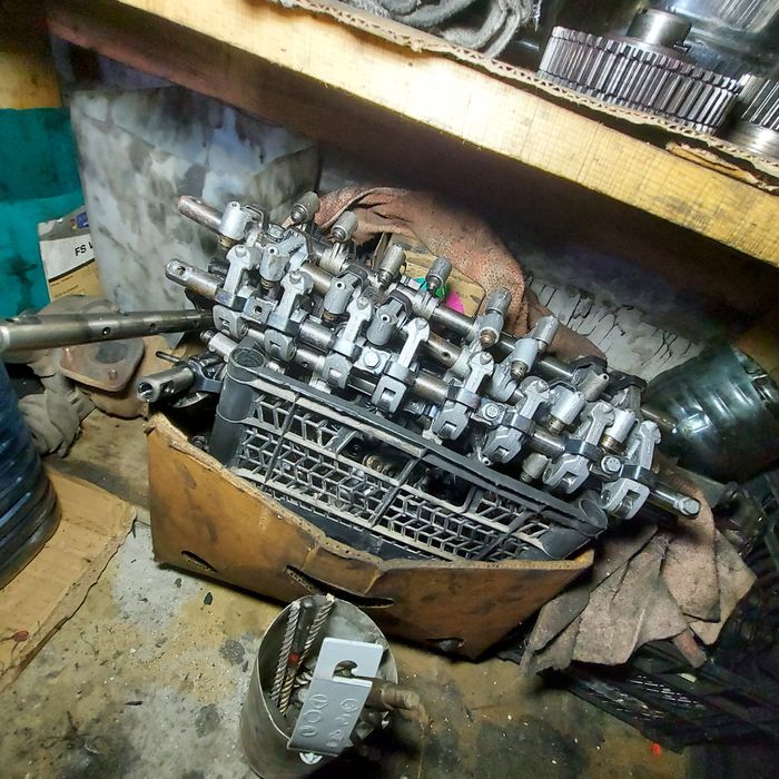 Шатуни Поршні Рено Мастер Трафік Лагуна Еспейс 2.0 2.3 2.2 2.5 3.0