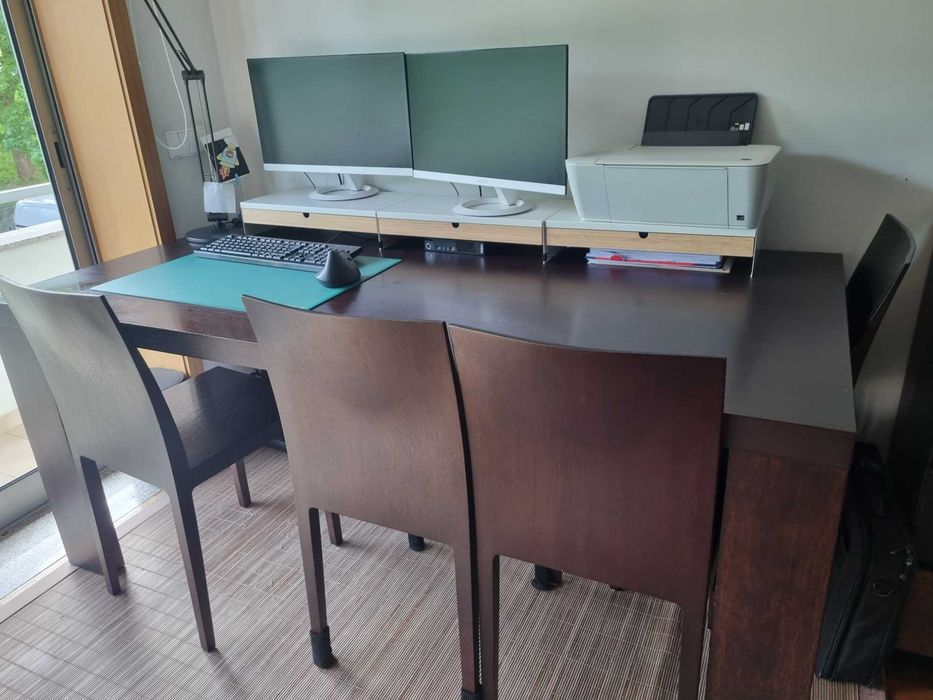 Grande conjunto de moveis e sofás para mobilar sala de visitas, sala de jantar, escritorio e cozinha