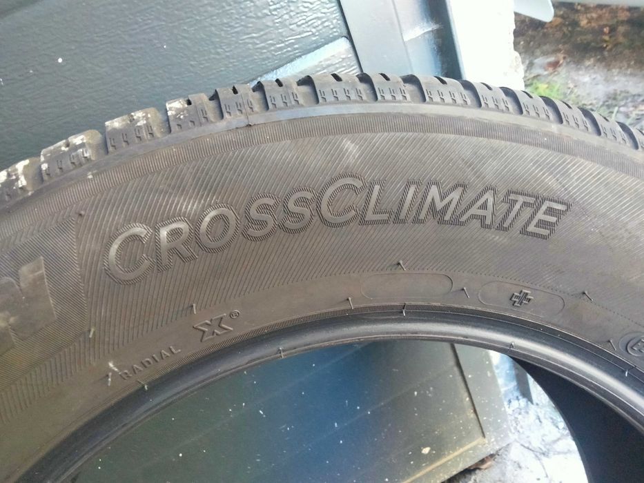 215 65R17 Michelin