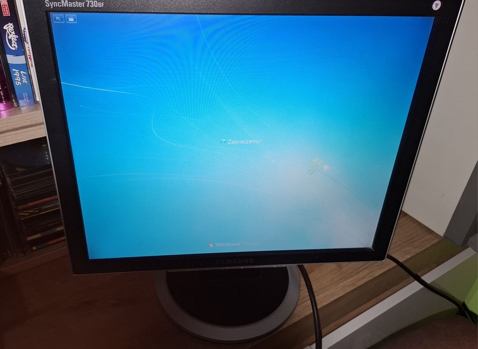 Monitor Samsung 730bf