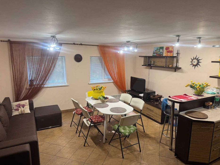 Дім / дача,  Є-оселя/є-відновлення, власник