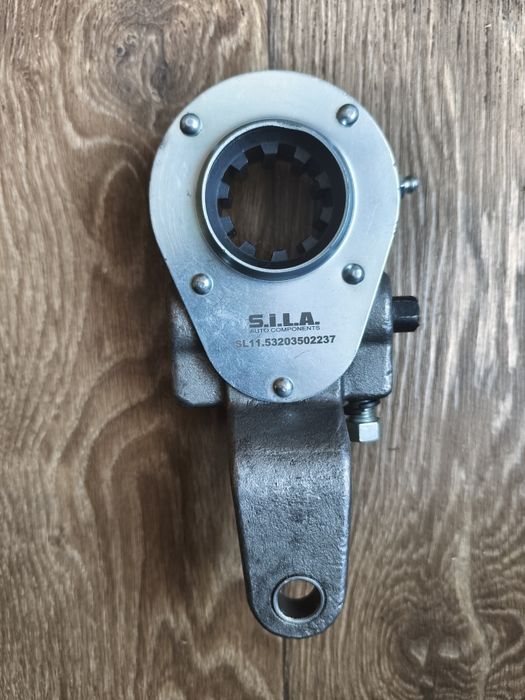 Продам важіль регулювальний задній лівий КАМАЗ 8т (S.I.L.A. AC)