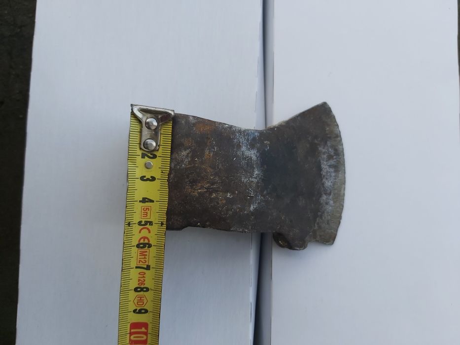 Топор, топорик, колун, сокира