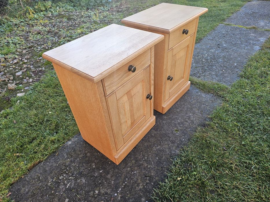 Тумбочка приліжкова деревяня