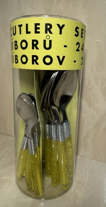 Набір столових приборів
