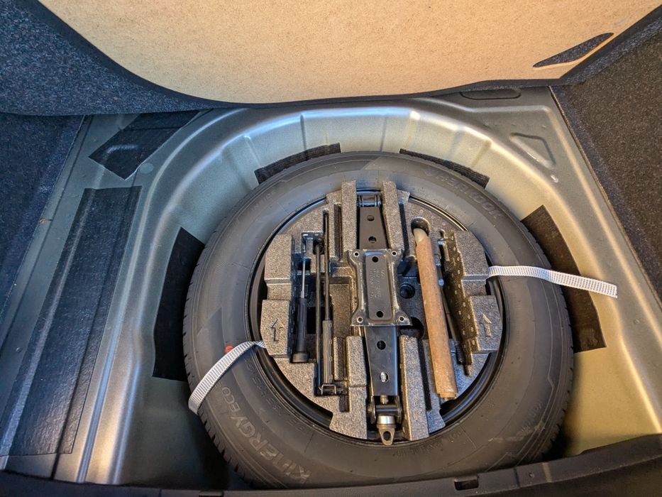 Skoda Scala 2024 1.6 MPI MT від власника