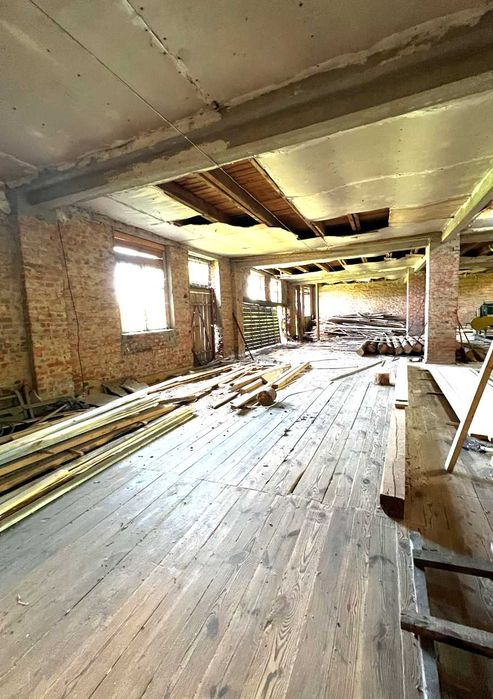 Продаж виробничо-складської будівлі | 1 730 м² | с. Квітневе