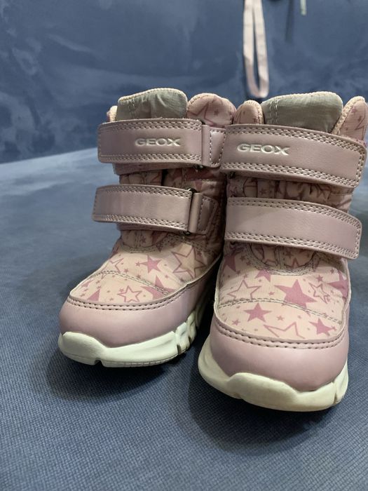 Дитячі зимові рожеві чобітки Geox на дівчинку 23 розміру