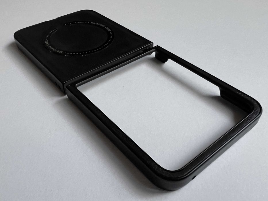 Motorola Razr 50 Ultra чохол LEATHER MAGNETIC чорний шкіряний