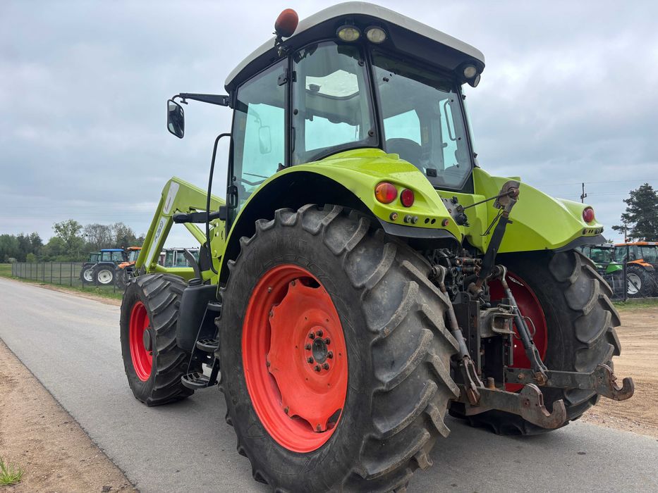 Claas Arion 520 nie Valtra