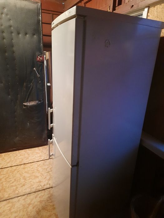 Холодильник Liebherr