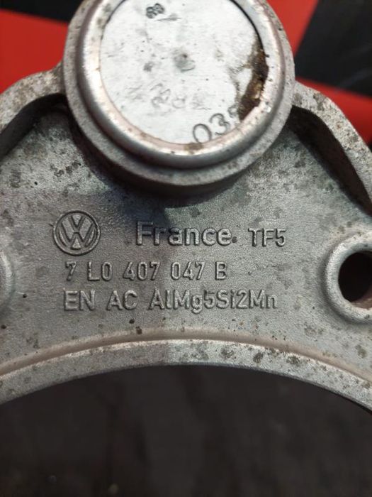 Braço de suspensão frente esquerdo PORSCHE Cayenne (9PA)