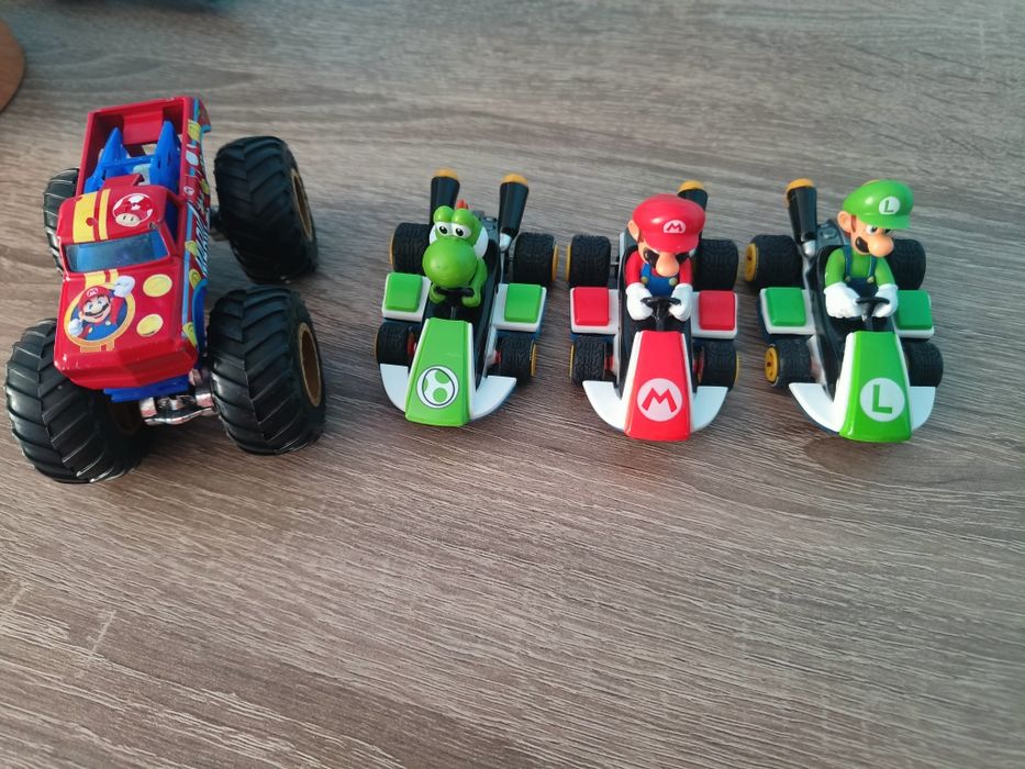 Машинки Hot Wheels