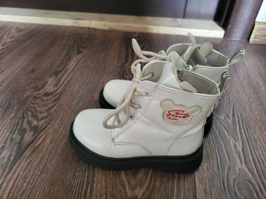 Черевички осінні для дівчинки