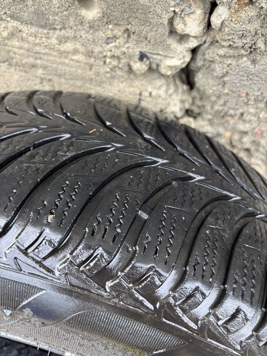 Литі диски R15 5×114.3 ET35 + зимові шини Goodyear UltraGrip Ice 2 195/65 R15+датчик тиску