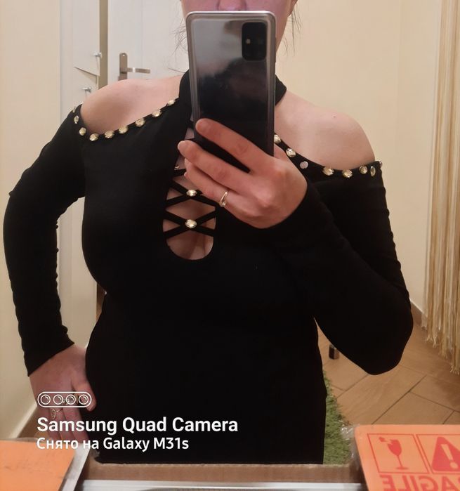 Sprzedam bluzkę damską.