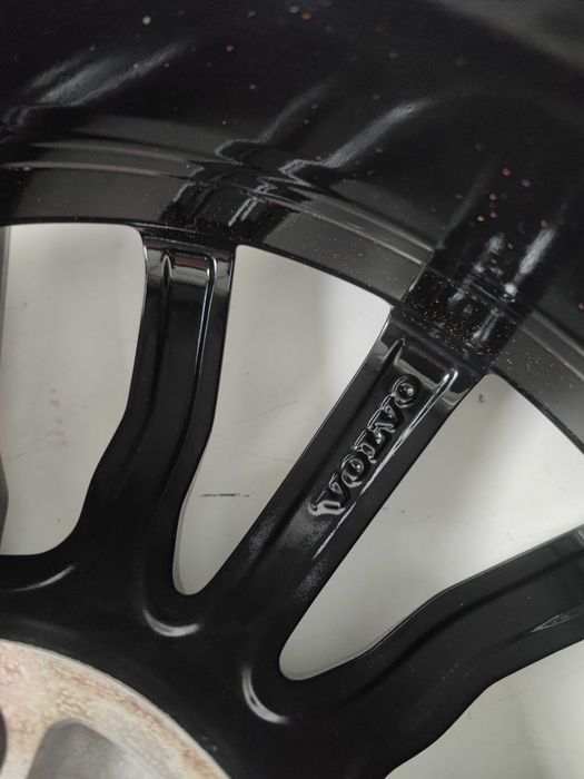 Felga Volvo V40 XC40 V50 V60 V70 7J ET50 16" 5x108