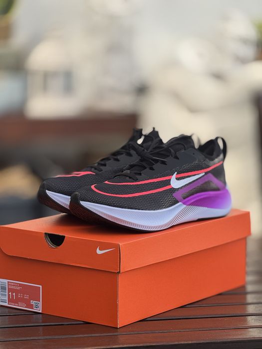 Nike Zoom Fly 4 - Carbono - Novos