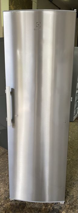 Chłodziarka Electrolux 392 litry