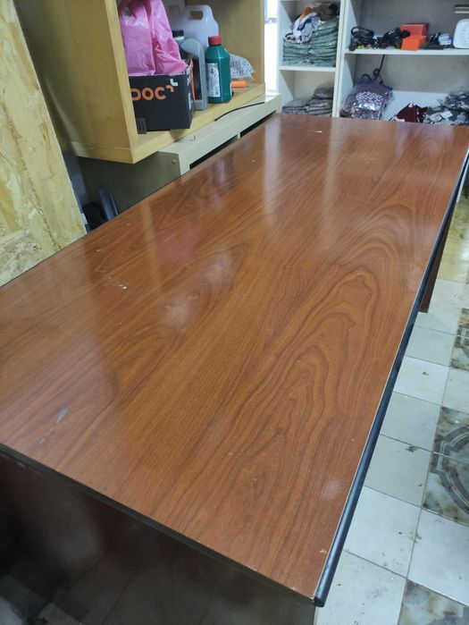 Secretária de madeira