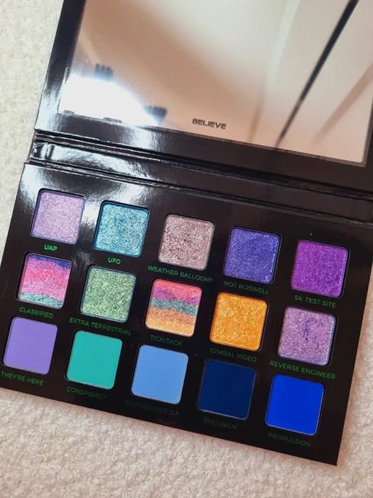 Adept Cosmetics Element 115 Eyeshadow Palette paleta multichromy