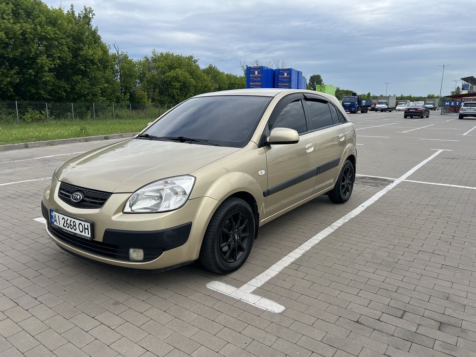 Продам KIA Rio  1,4  2008 рік, автомат
