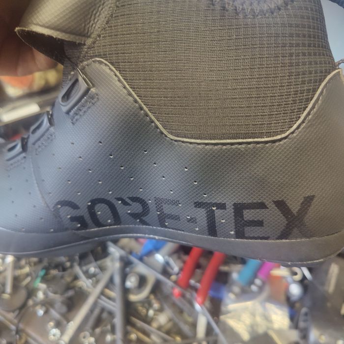 Buty zimowe do roweru szosowego 43