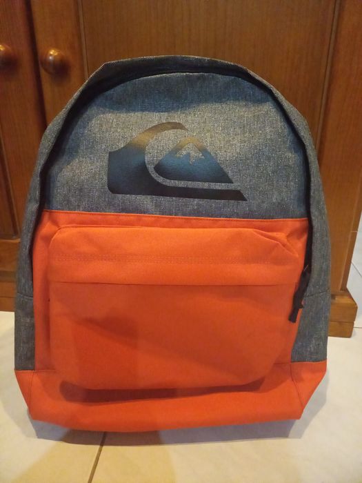 Mochila nova quicksilver