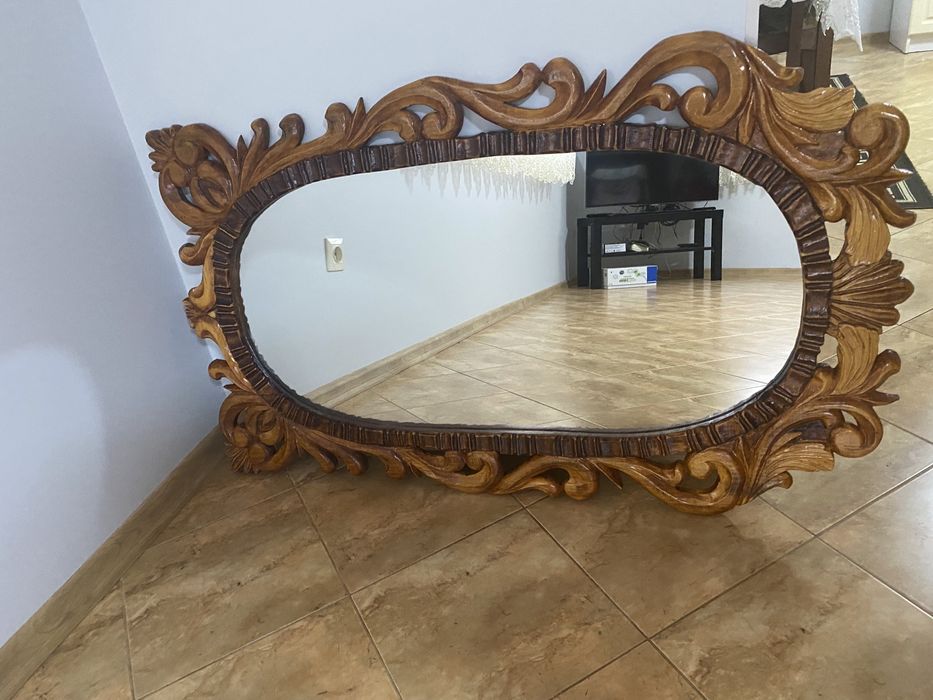 дзеркало різьблене