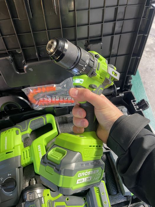 Набір інструментів! Шурп. на 52ни, Перф. 2,8дж, Болг 8000об/хв Гк500нм