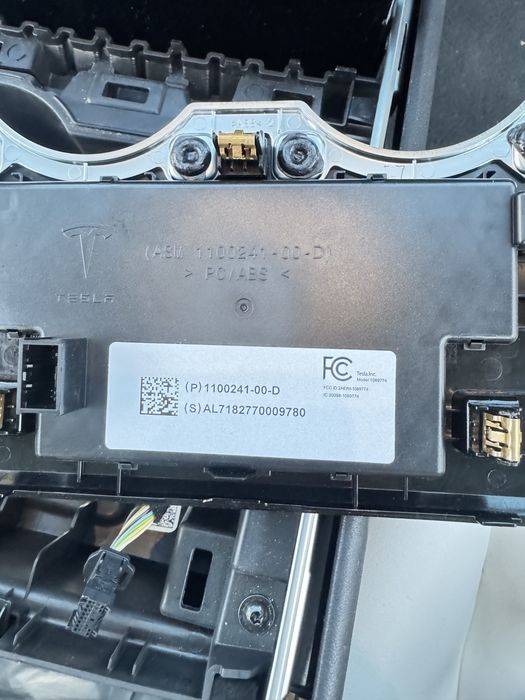 Tesla ключ / Key Card прив’язка | Model S3XY | Додавання ключа