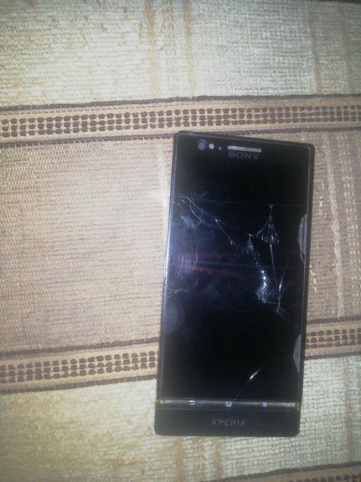 Продам телефон Sony Expеria Z1