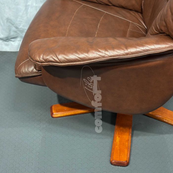 Коричневий шкіряний реклайнер/шкіряне крісло для відпочинку/ЛУЦЬК