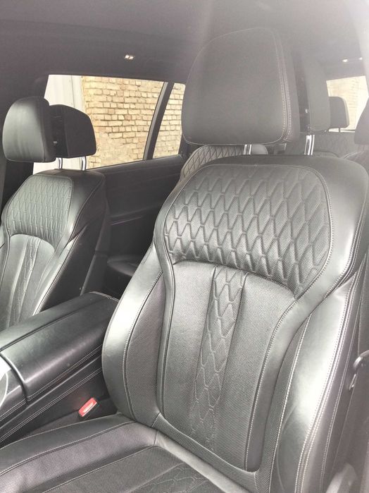 Розборка BMW X7 G07 2019 xDrive запчастини разборка БМВ Х7 Г07 двигун диски двері капот фара
